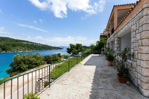 Polace House | Guest House Busurelo
