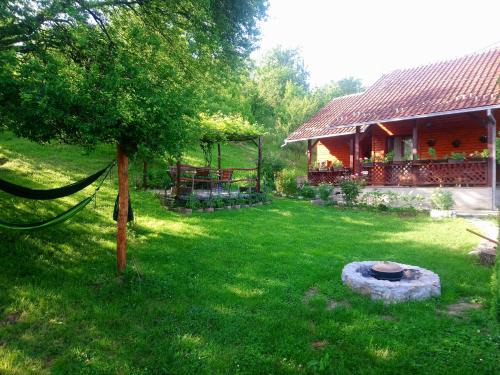 Uzice House | Guest house Little Heaven