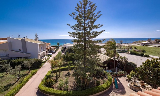 Avola House | Guest House Pantanello