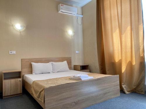 Svyatoshyns'kyi District Hotel | Guest House SOTNI