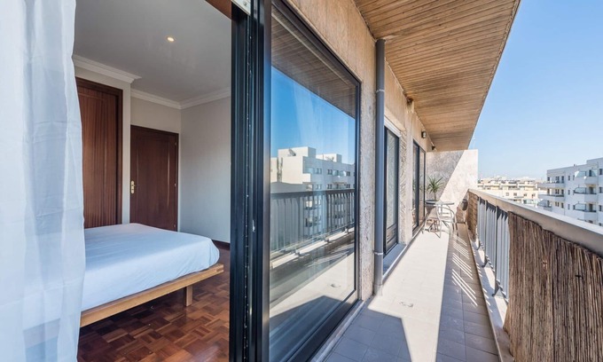 Leca da Palmeira Apartment | GuestReady - Back to Tullins
