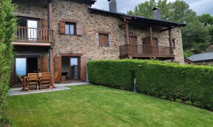 Guils de Cerdanya House | Guils IV - Three Bedroom House, Sleeps 6