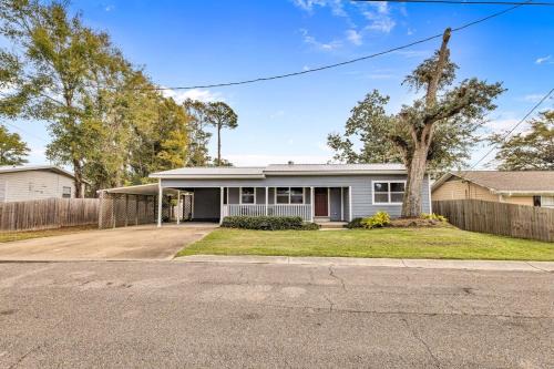Gulfport House | Gulf Breezes