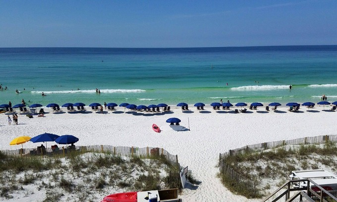 Crystal Beach Condo | Gulf Front, Right on the Beach! Complimentary Beach Service! Newly Remodeled!