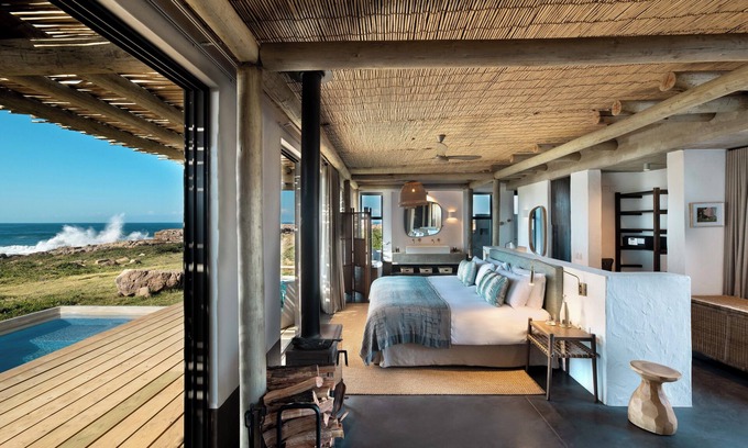 Westlake Cabin | GweGwe Beach Lodge