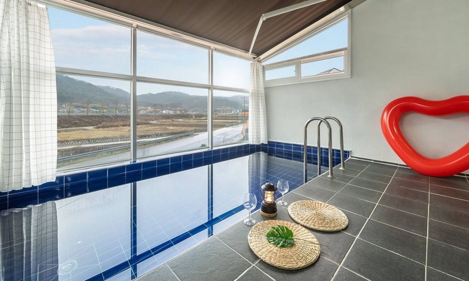 Gyeongju House | Gyeongju Modern Pool Villa