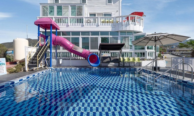 Gyeongju House | Gyeongju riu Kids Poolvilla