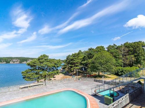 Lokholmen House | Hällestrand Apartment 32