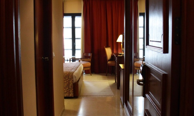 Jeanne d'Arc Hotel | Hôtel Le Consul