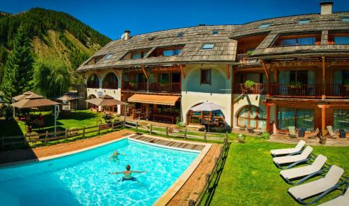 Arvieux Hotel | Hôtel & Spa La Ferme de l'Izoard