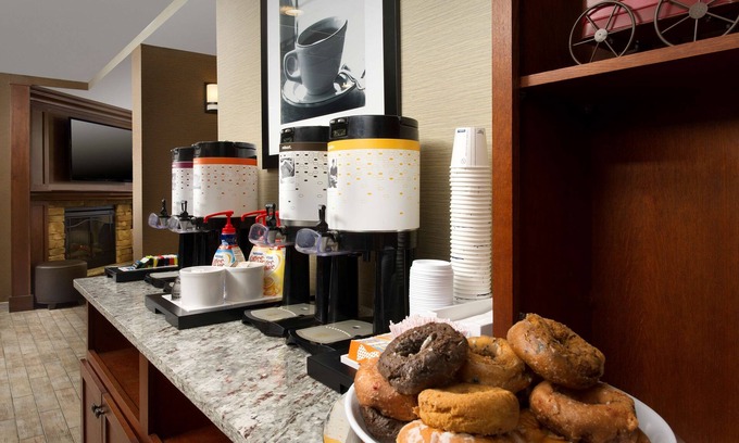 North Greece Hotel | Hampton Inn Rochester-Greece
