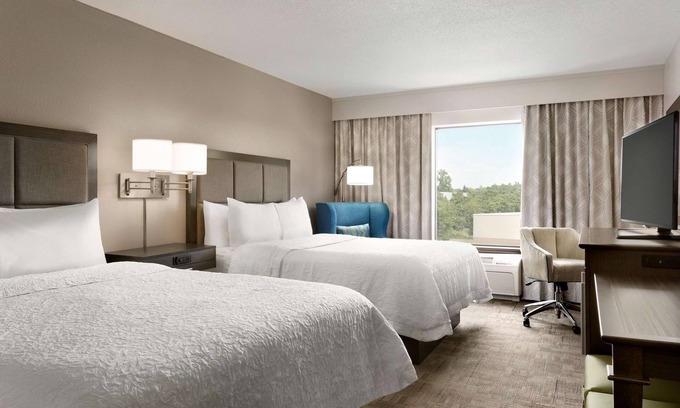 Stow Hotel | Hampton Inn Stow