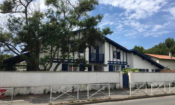 Anglet Bed & Breakfast | Haritza