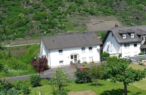 Cond Apartment | Haus Flora - Ferienwohnungen