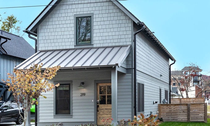 Brevard Cottage | Heart of Brevard Hideaway - Walk/Bike to Downtown!