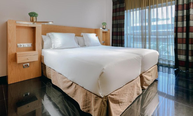 L'Hospitalet de Llobregat Apartment | Hesperia Fira