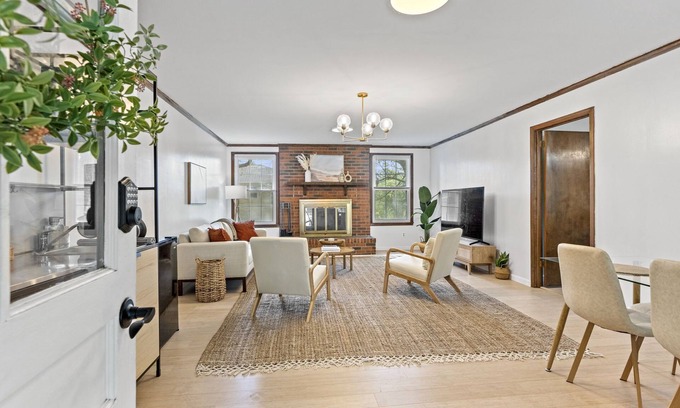 Nashville-Davidson House | Hidden Gem - Private Suite 20 Min to Everything