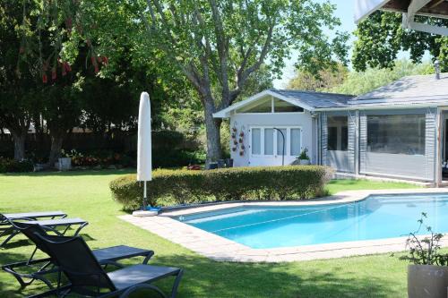 Constantia House | High Hedges Guest Suites Constantia