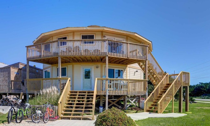 Avon Cottage | High Tide Top Floor Unit B Avon NC
