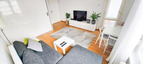 Novi Beograd Apartment | High White Apartments