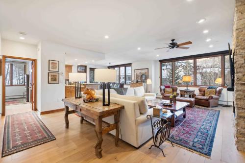 Beaver Creek Apartment | Highlands Lodge 303 by East West Hospitality