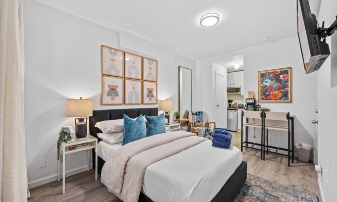 Midtown West Apartment | Highly Recommended Studio Near Times Square