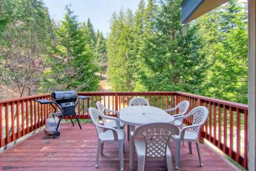 Yosemite West House | Hikers Hideaway