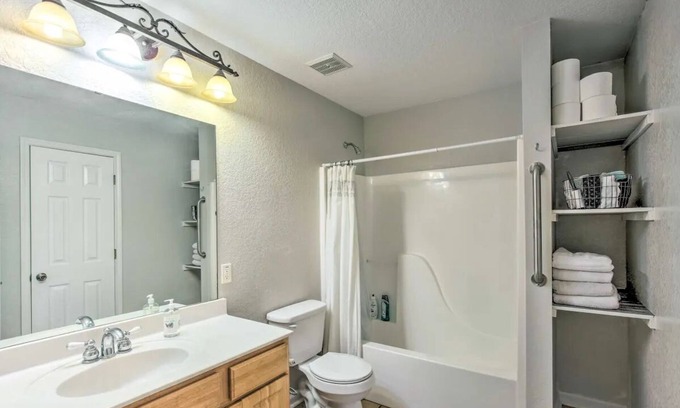 Wetmore Villa | Hill Country Haven Quiet Guest House on 4 Acres Close to Everything