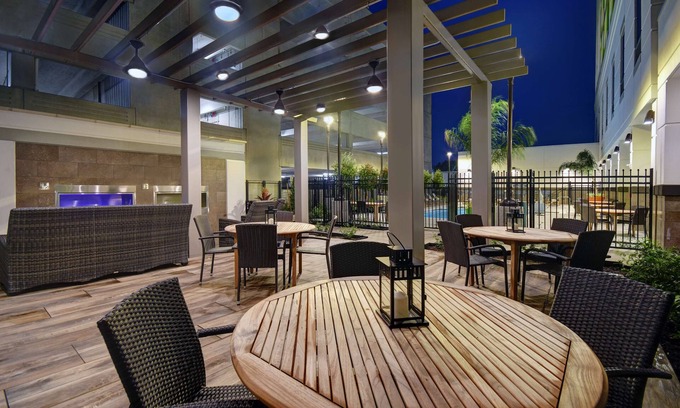 Texas Medical Center Hotel | Hilton Garden Inn Houston Medical Center, TX
