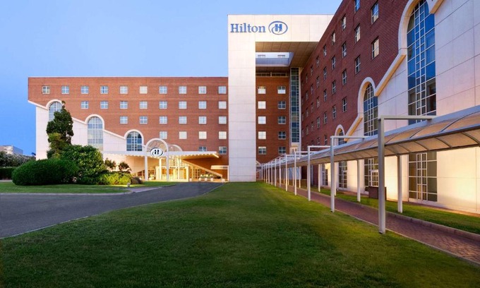 Fiumicino Hotel | Hilton Rome Airport
