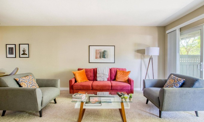 Cupertino Apartment | Hip Cupertino 2BR w/Cinema, Gym & A/C, nr Restaurants, by Blueground