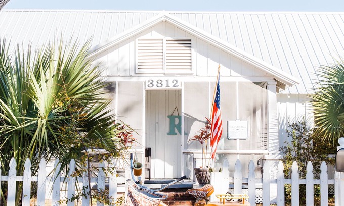 Panama City House | Historic Gideon’s Fish House, St. Andrews