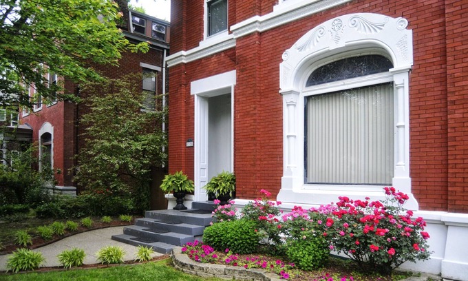 Old Louisville Apartment | Historic Old Louisville