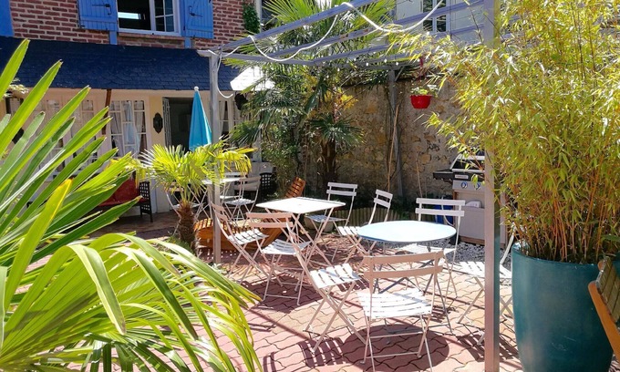 Villers-sur-Mer Apartment | Holiday apartment Villers sur Mer for 1 - 2 persons with 1 bedroom - Row house