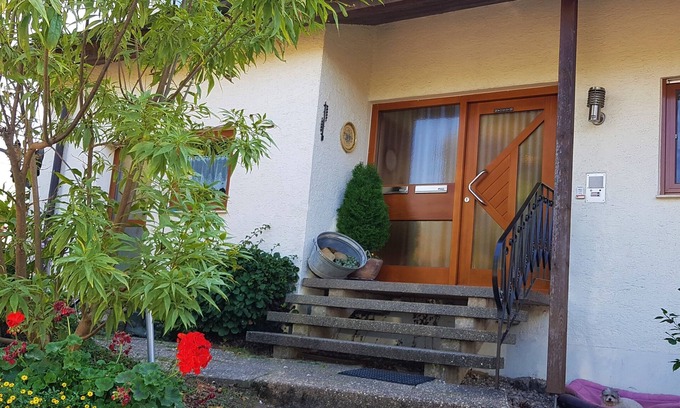 Freudental Apartment | Holiday apartment on the farm (dogs welcome)