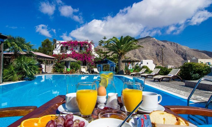 Perivolos Hotel | Holiday Beach Resort Santorini