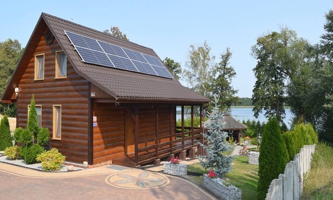 Lubna House | Holiday Home by Lake in Nowa Wioska