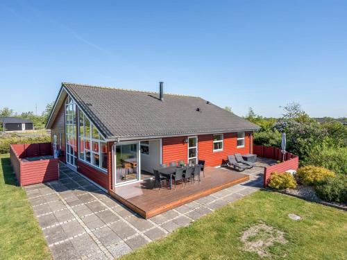 Skaven Strand House | Holiday Home Hedevig - 800m to the fjord by Interhome