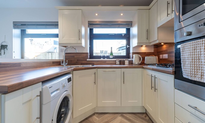 Hull House | Holiday Home Hull Marina