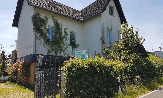 Kerschenbach House | Holiday Home in Kerschenbach near Trier