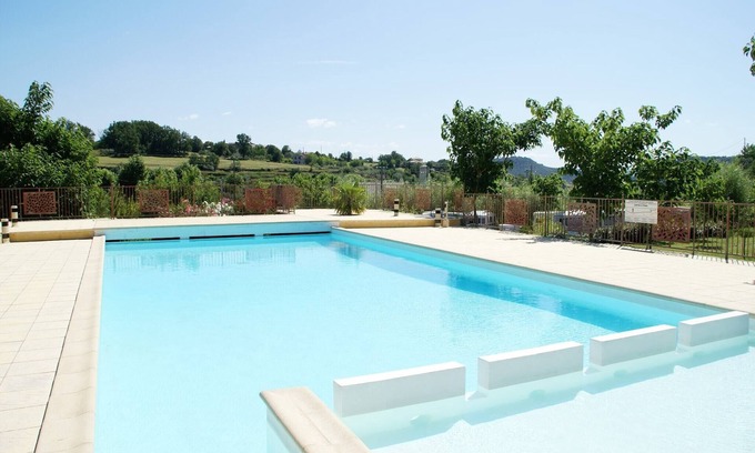 Les Assions House | Holiday Home in Les Assions near Bois de Païolive