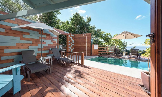 Tejina House | Holiday Home 'Las Hermanas II' with Sea and Mountain View, Shared Pool & Garden