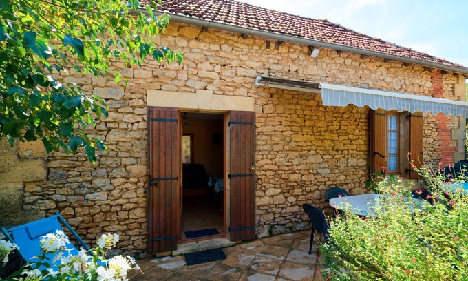 Meyrals House | Holiday Home Quiétude in Meyrals