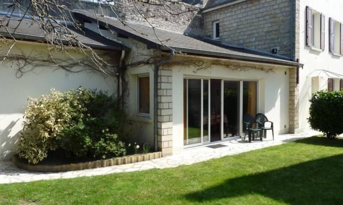 Isigny-sur-Mer House | Holiday house Isigny sur Mer for 1 - 6 persons with 3 bedrooms - Holiday house