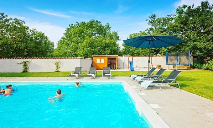 Diklici House | Holiday house Visnjan for 1 - 16 persons with 6 bedrooms - Luxury holiday home
