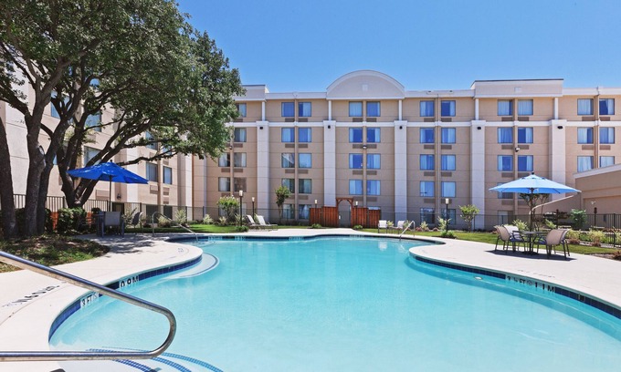 Bedford Hotel | Holiday Inn Dallas DFW Airport Area West, an IHG Hotel