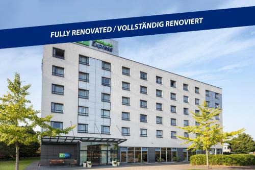 Duesseltal Hotel | Holiday Inn Express Düsseldorf - City North by IHG