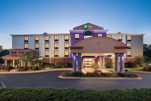 Lavonia Hotel | Holiday Inn Express Hotel & Suites Lavonia by IHG