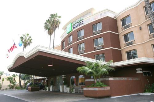 Lincoln Acres Hotel | Holiday Inn Express San Diego South - Chula Vista by IHG