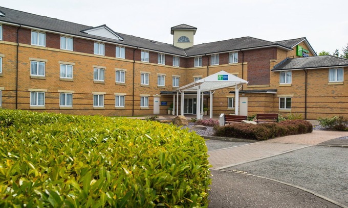 Tillicoultry Hotel | Holiday Inn Express Stirling by IHG